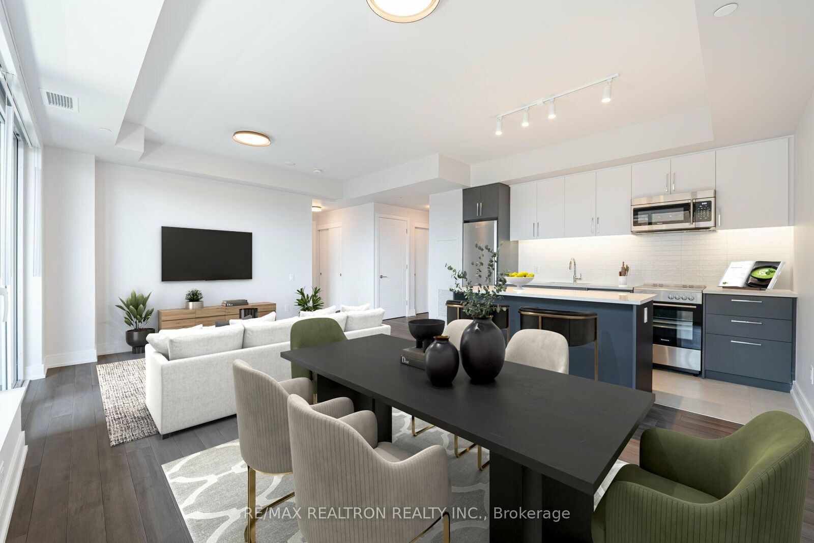 Photo de la propriété:  2525 Bathurst Street 514  ON M6B 2Y9 