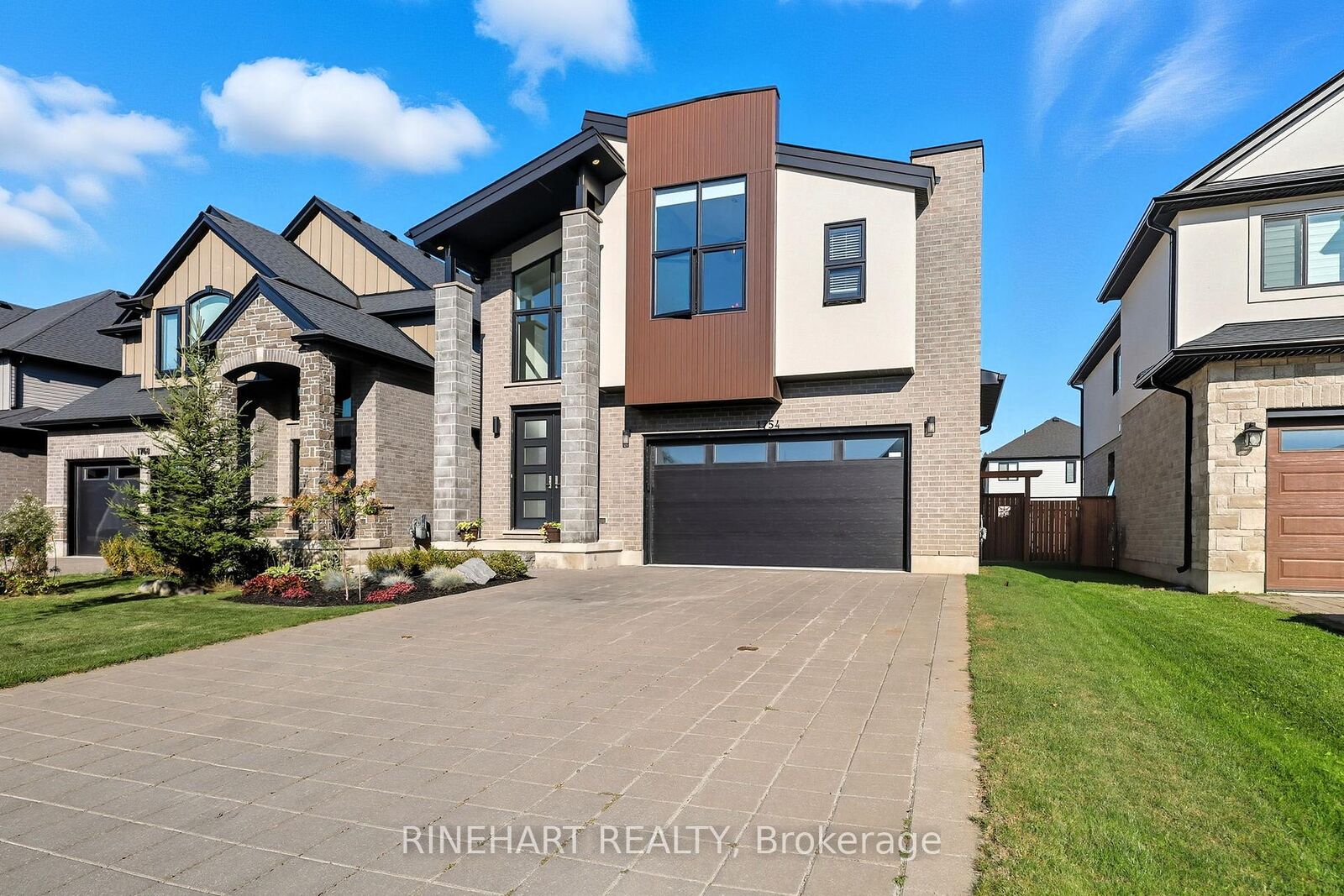 Property Photo:  1754 Brayford Avenue  ON N6K 0H4 