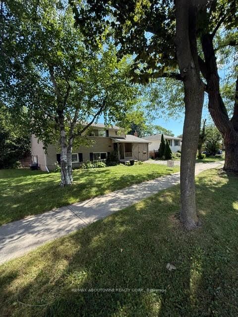 Property Photo:  283 Kenwood Avenue  ON L7L 4L9 