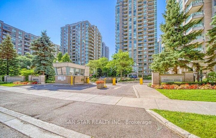 Property Photo: 1 Pemberton Avenue 2706 ON M2M 4L9