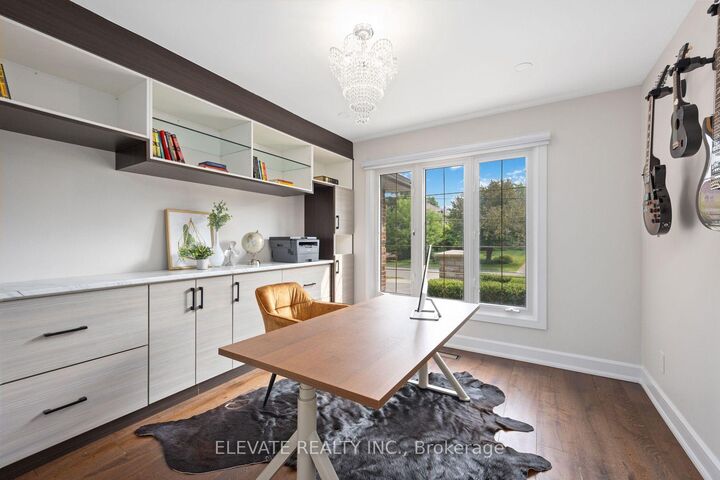Property Photo: 2059 Shawanaga Trail ON L5H 3Z3
