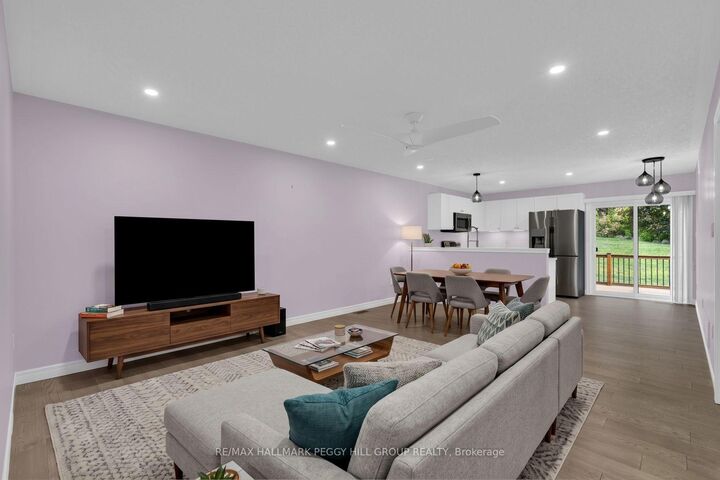 Property Photo:  816 Jane Boulevard  ON L4R 5M4 