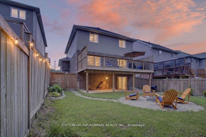 Property Photo:  7 Chatfield Street  ON N5C 0B3 