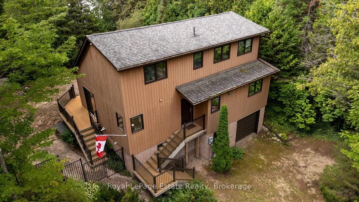 32 London Street — photo 1