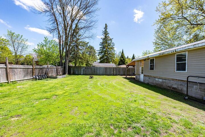 Property Photo: 20 Hilda Street ON K8H 1T6