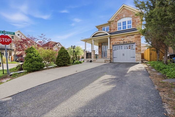 Property Photo: 243 Venice Gate Drive ON L4H 0G1