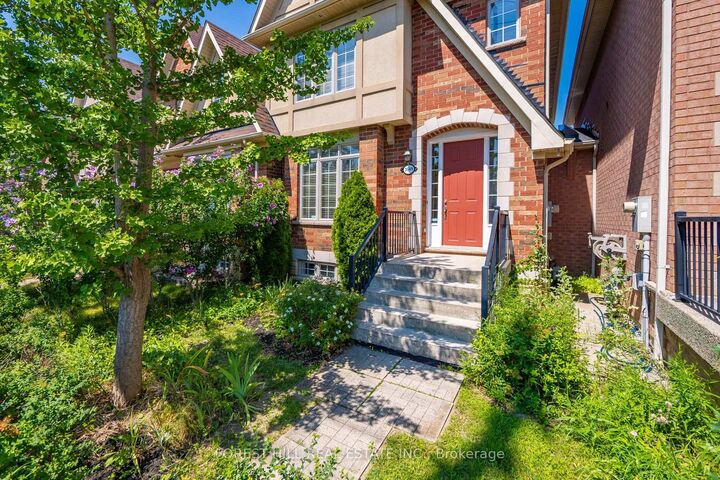 Property Photo: 3549 Eglinton Avenue W ON L5M 7T3