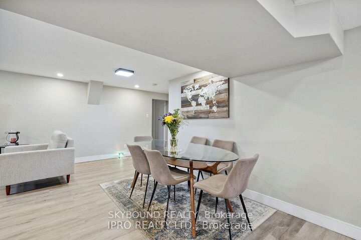 Property Photo:  34 Owen Place  ON L8G 2H2 