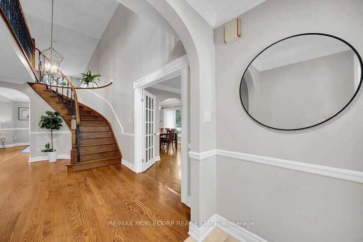 Property Photo: 3 Castlehill Road ON L6A 1P3