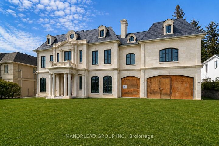 19 Royal Oak Drive — photo 1