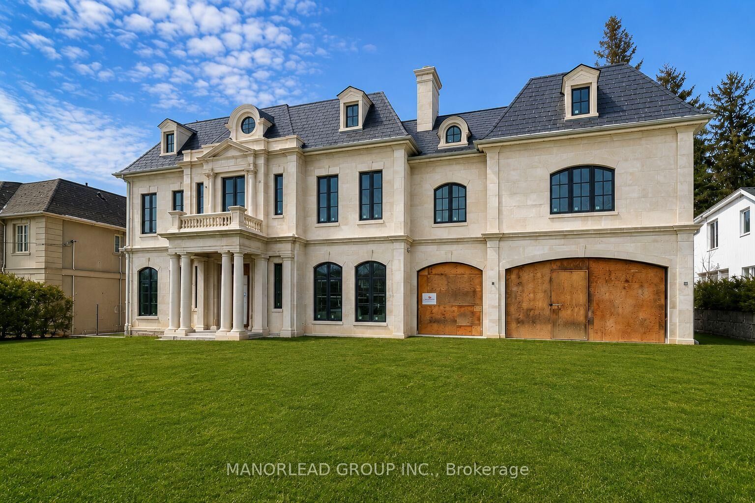 Property Photo: 19 Royal Oak Drive ON M3C 2M3
