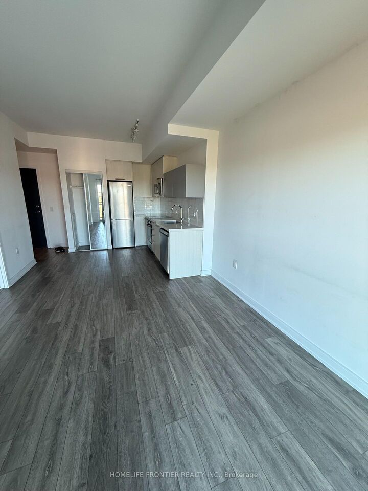 Property Photo:  25 Neighbourhood Lane 909  ON M8Y 0C4 