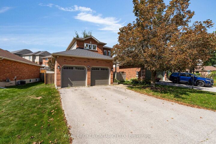 Property Photo: 64 Vanessa Drive ON L3V 7X1
