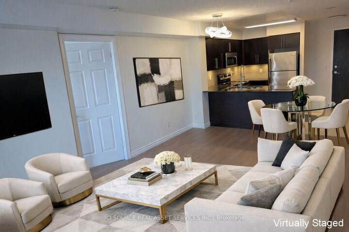 Property Photo: 73 King William Crescent 202 ON L4B 0C2