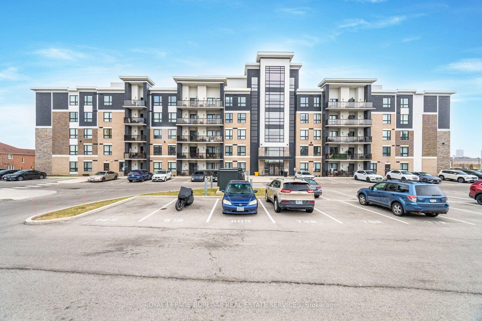 Property Photo: 650 Sauve Street 107 ON L9T 9A8