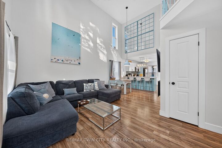 Property Photo: 10 Queens Avenue ON N0M 1T0