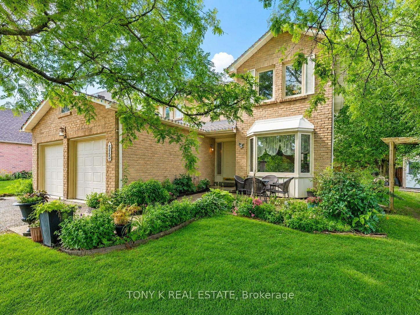 Property Photo: 515 London Road ON L3Y 6E4