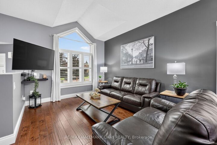 Property Photo:  1925 Emerald Court  ON L9S 2A4 