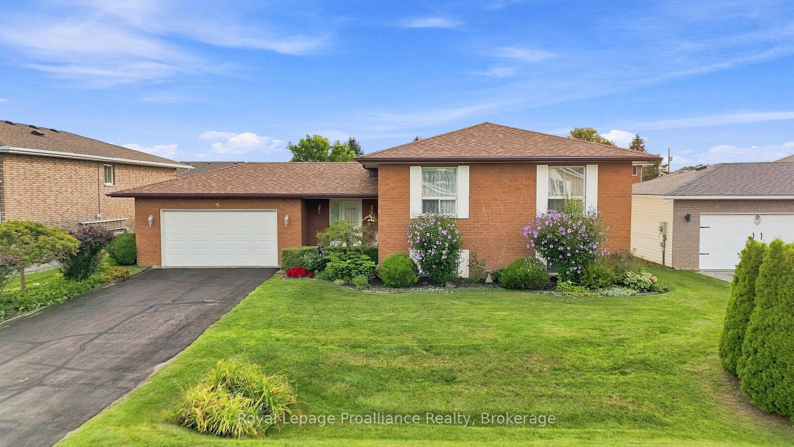 Property Photo: 5 Wendy's Lane ON K0K 1H0
