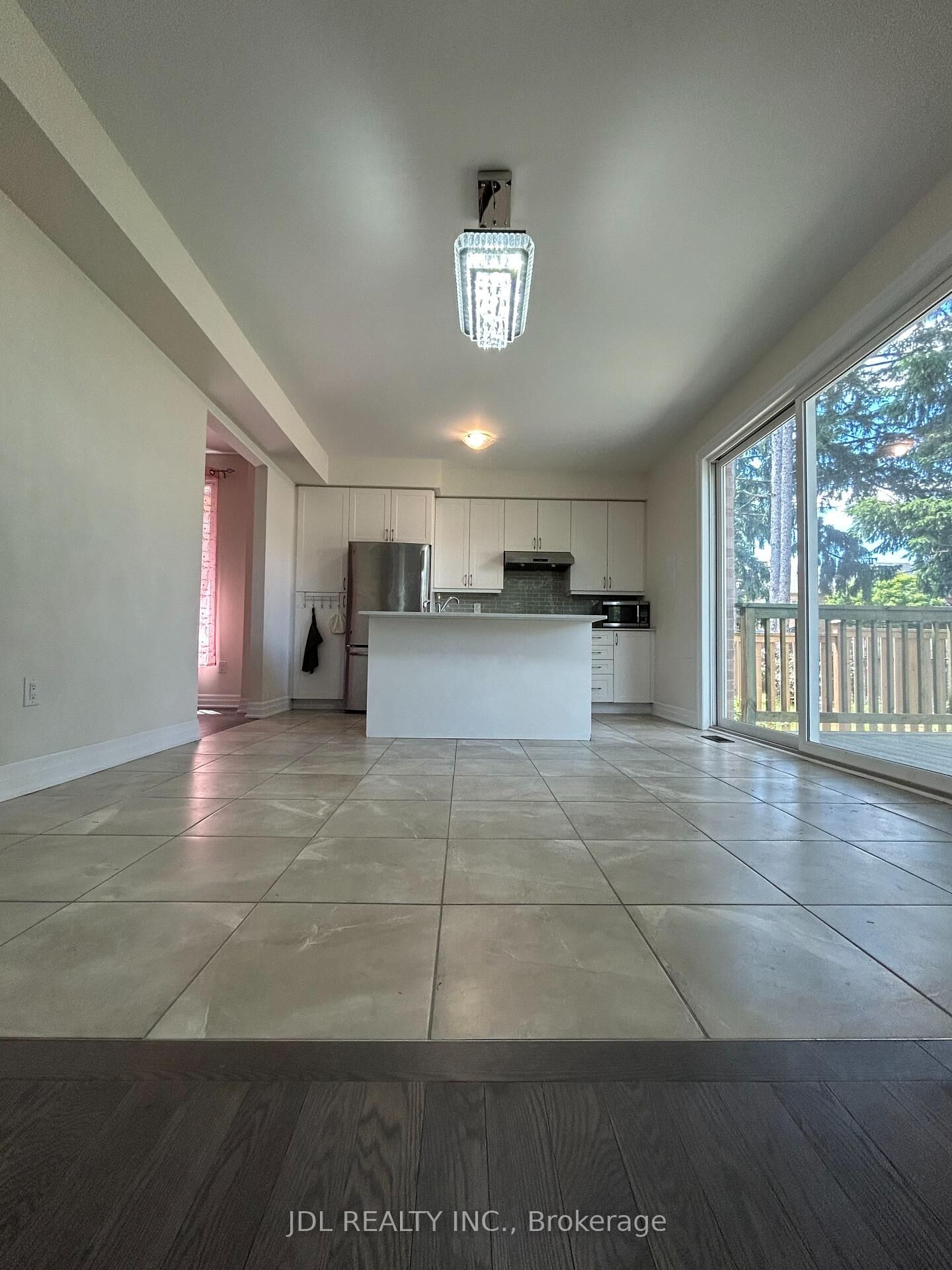 Property Photo: 15 Wildflower Way Master Bedrooom 2nd Floor ON M1E 2T1