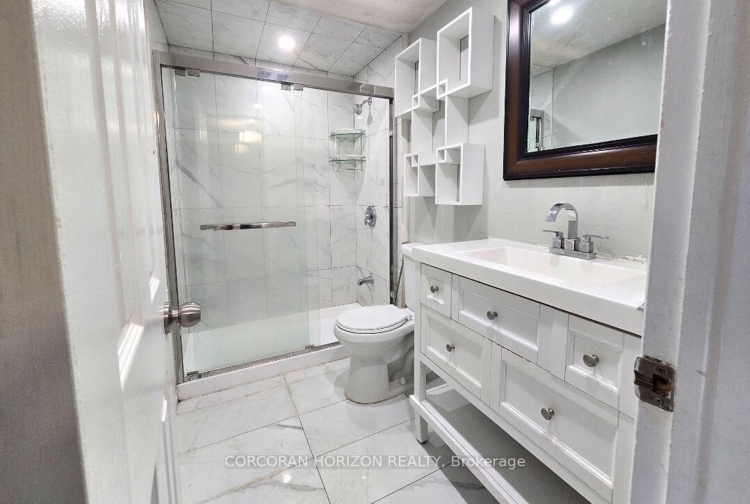 Photo de la propriété:  1600 Culver Drive 20  ON N5V 3H5 