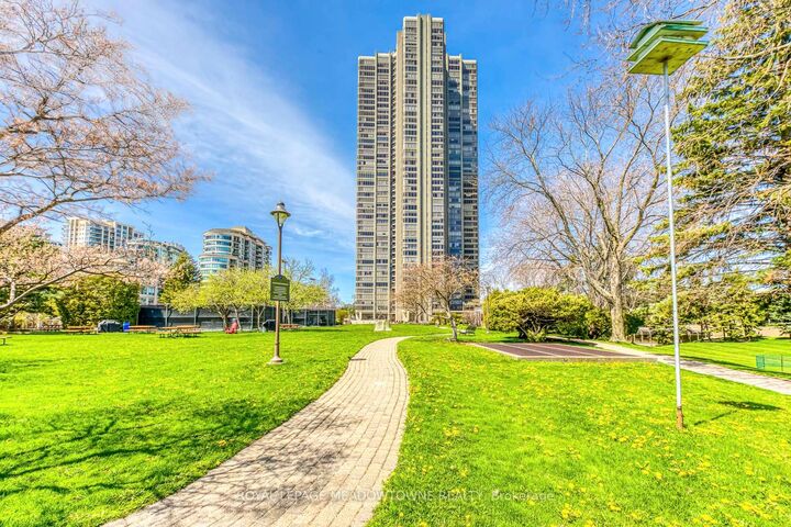 Property Photo: 2045 Lakeshore Boulevard W 2011 ON M8V 2Z6