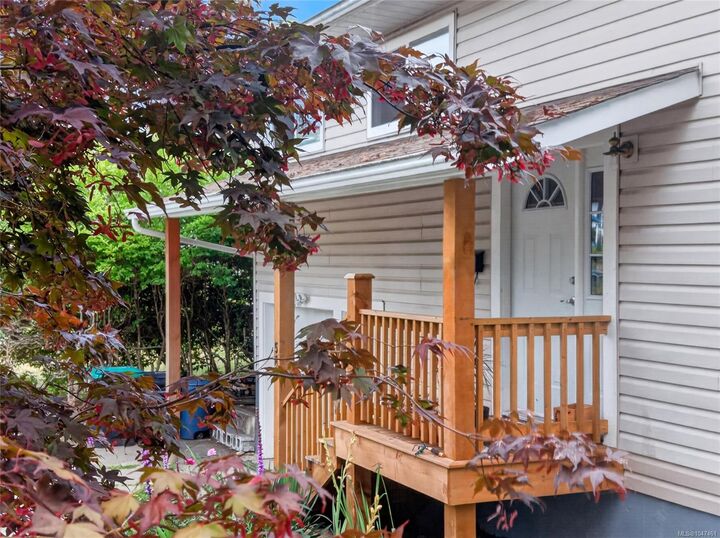 Property Photo: 568 Salish St BC V9M 3L3