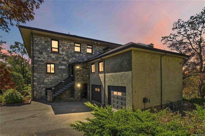3960 Cedar Hill Rd #B — photo 1