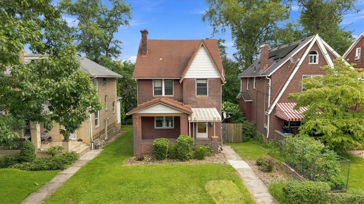 Property Photo:  3189 Shady Ave  PA 15217 