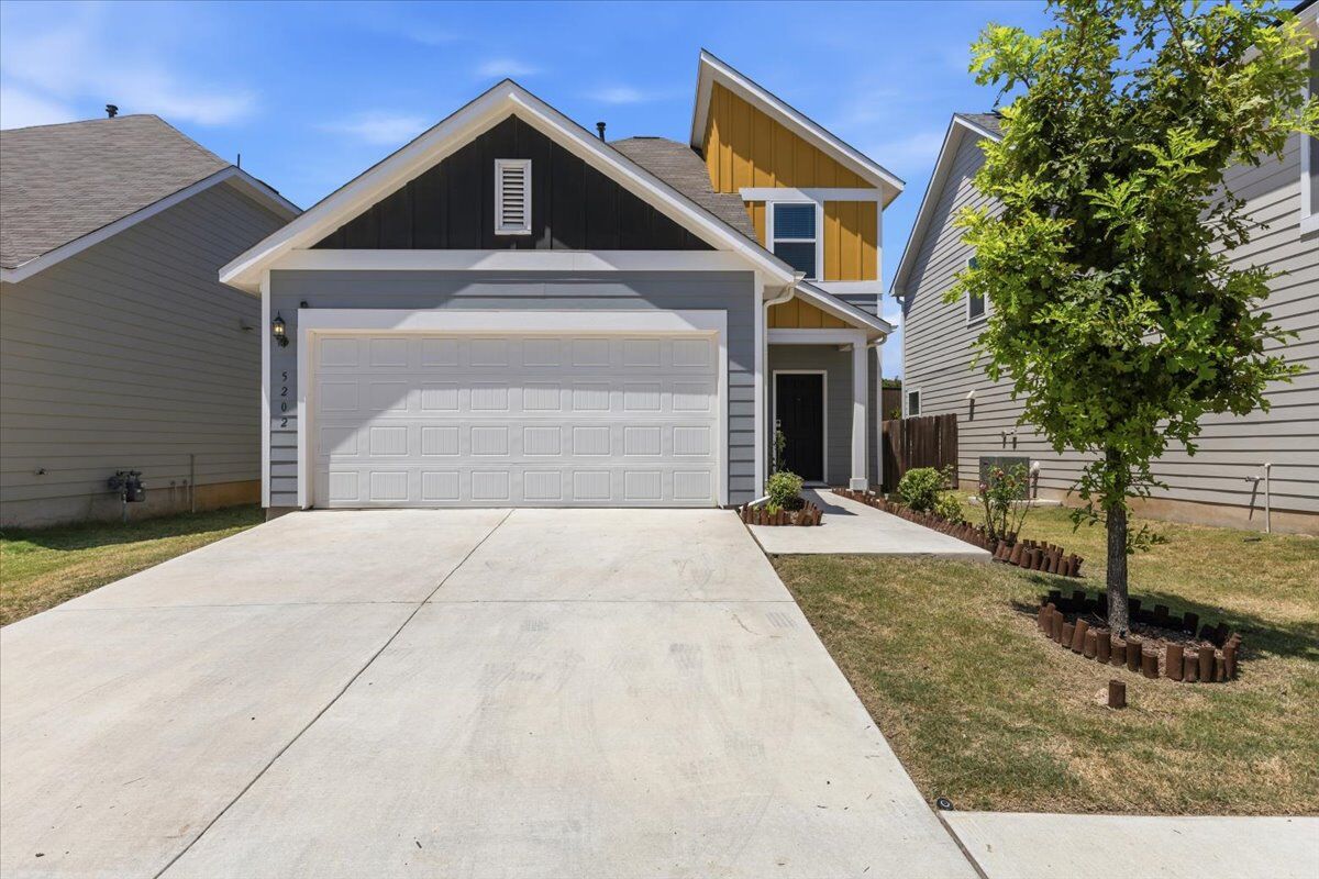 Property Photo: 5202 Dimesky Lane TX 78723