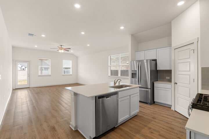 Property Photo:  14101 McArthur Drive  TX 78653 