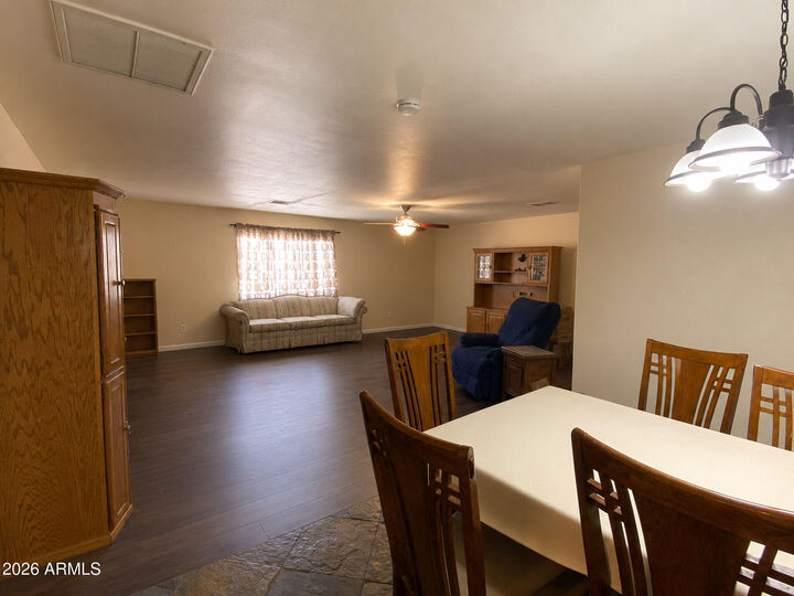 Property Photo: 210 W Victoria Circle AZ 85137