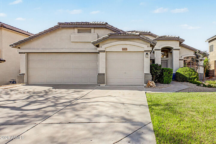 Property Photo: 6422 W Lariat Lane AZ 85083
