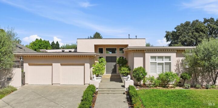 Property Photo:  1420 Rosewood Lane  CA 94558 