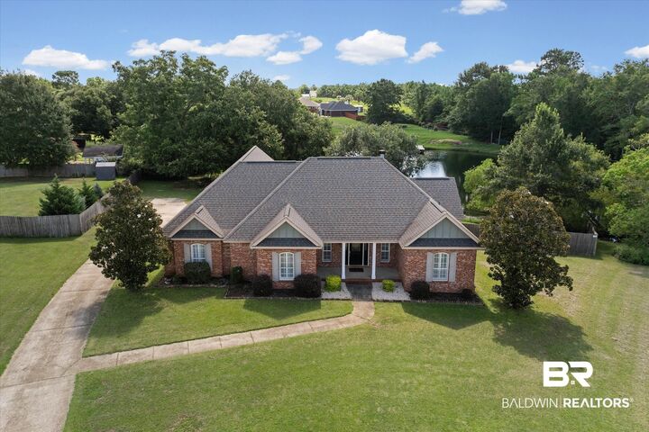 Property Photo:  16298 Hampstead Court  AL 36532 