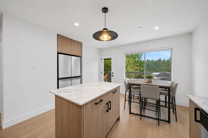 Property Photo: 1576 161 Street BC V4A 4X8