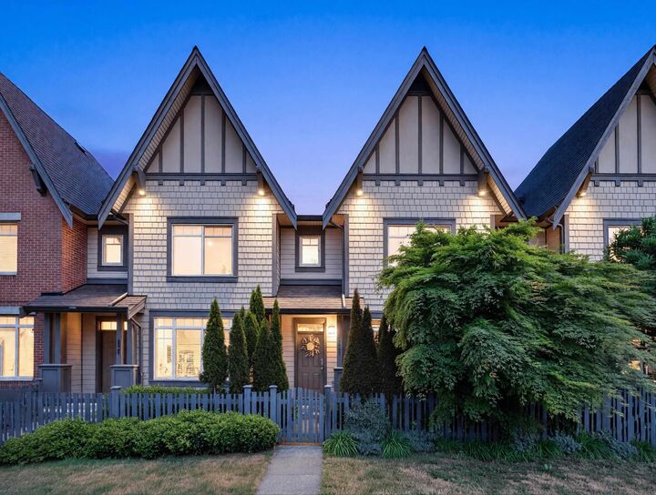 Property Photo: 16441 24 Avenue BC V3Z 0C4