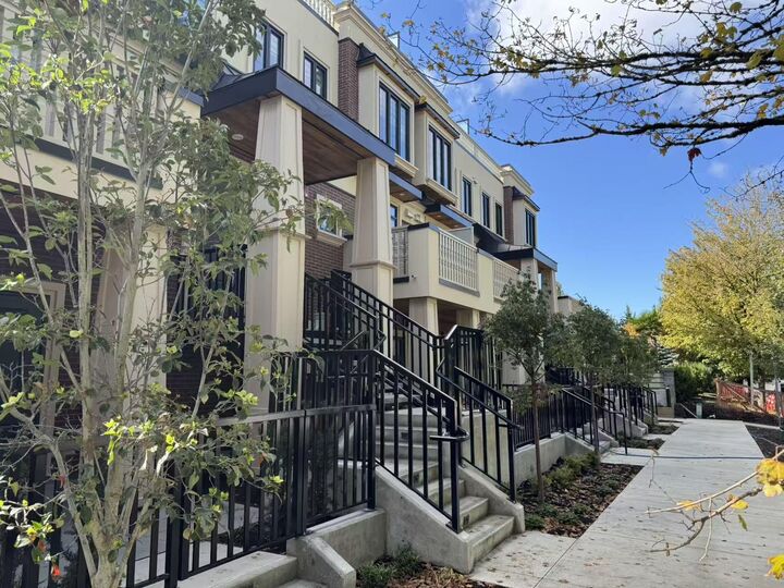 Property Photo: 918 W 32nd Avenue 110 BC V5Z 2K2