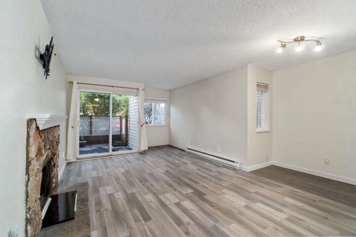 Property Photo: 555 North Road 109 BC V3J 1N8