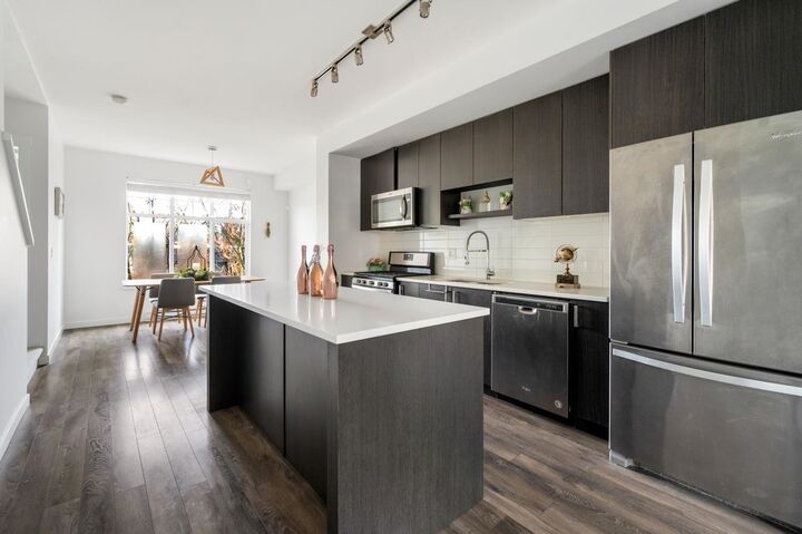 Property Photo: 15268 28 Avenue 39 BC V4P 0E8