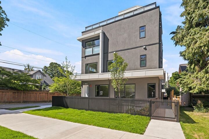 2511 Kitchener Street 1 — photo 1