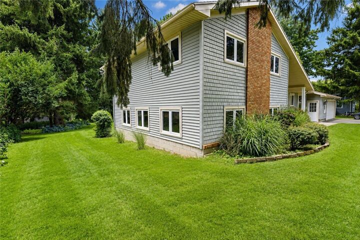 Property Photo: 105 Merryhill Drive NY 14625