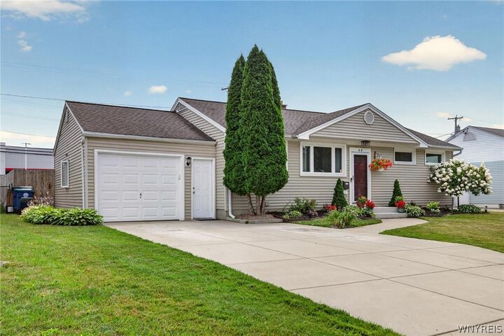 Property Photo:  63 Rosemont Drive  NY 14226 