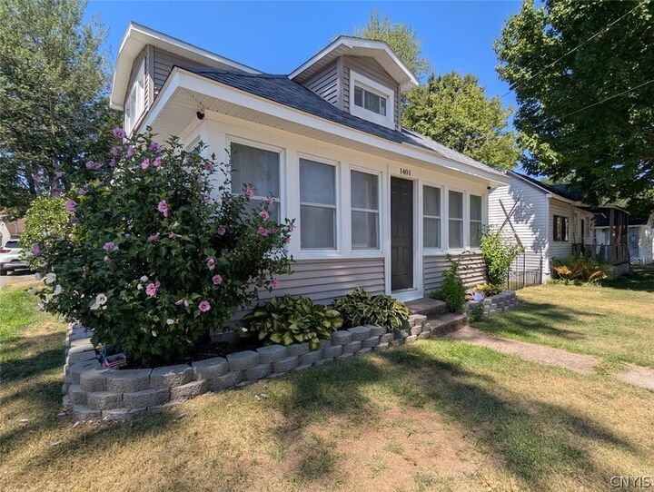 Property Photo: 1401 Vienna Road NY 13157