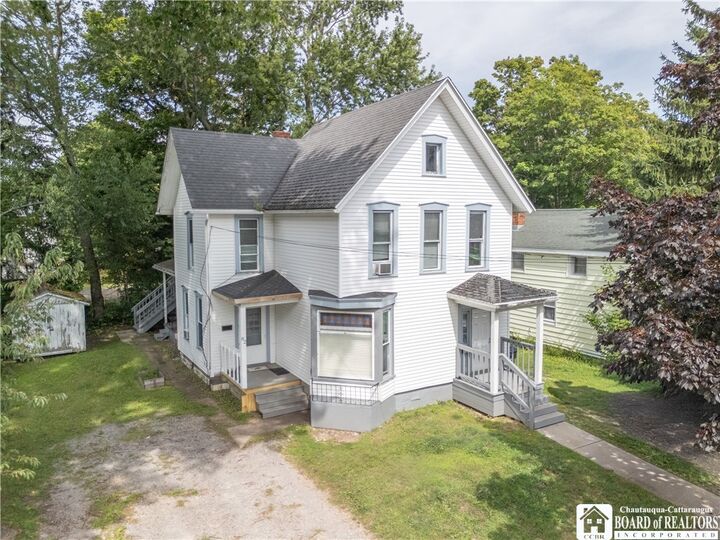 Property Photo:  82 Eagle Street  NY 14063 