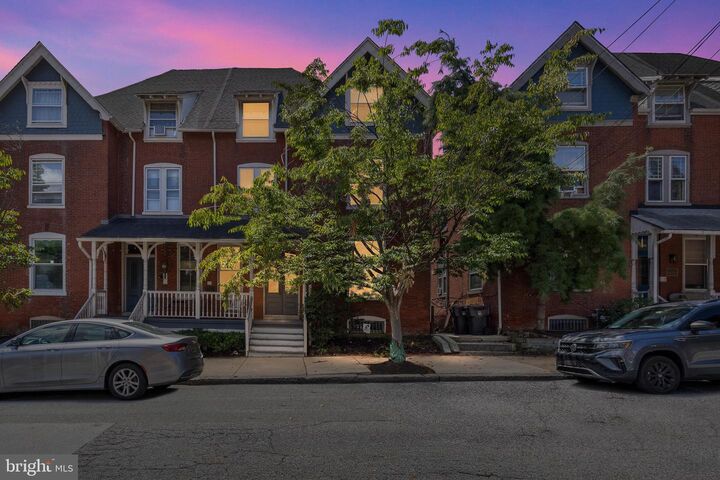 Property Photo:  1306 W 13th Street Unit 2  DE 19806 