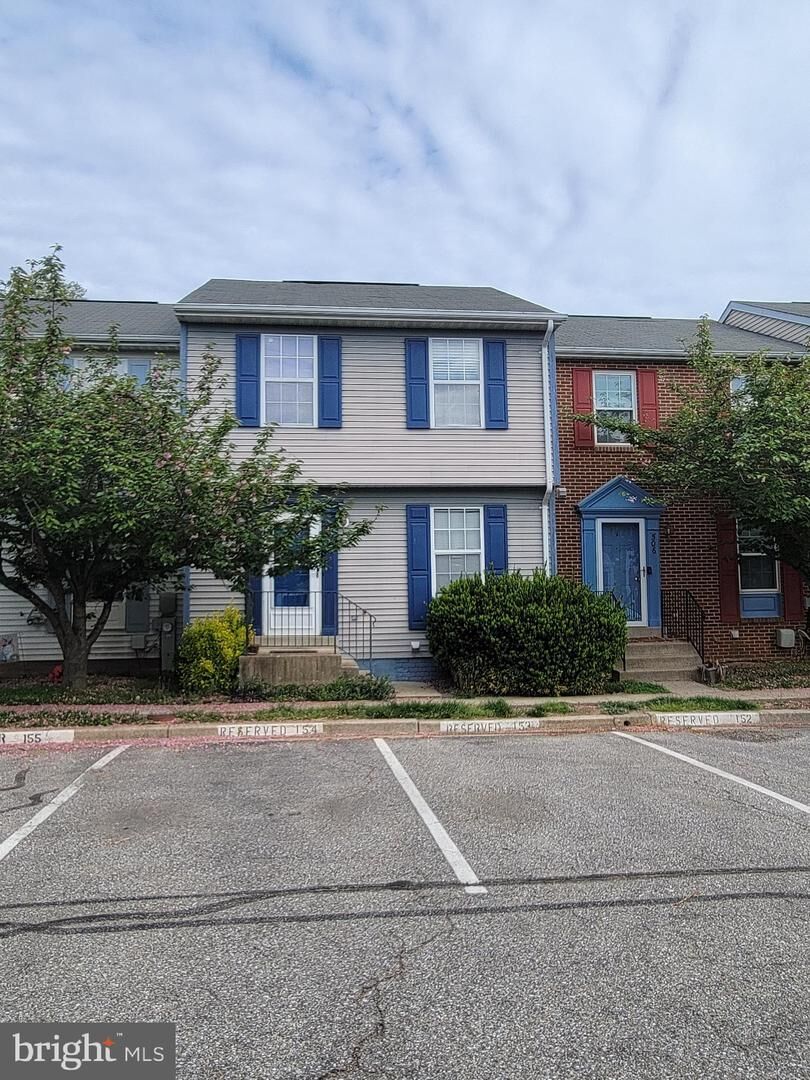 Property Photo:  508 Kingdom Court  MD 21113 