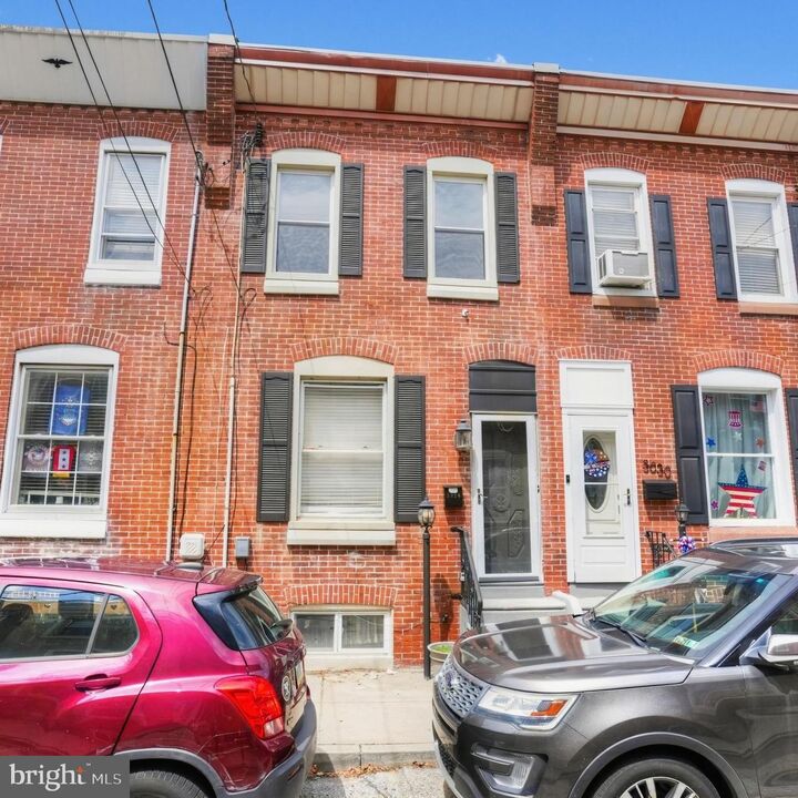 Property Photo: 3028 Mercer Street PA 19134