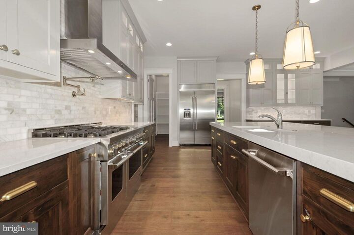 Property Photo: 440 Lewis Street NW VA 22180