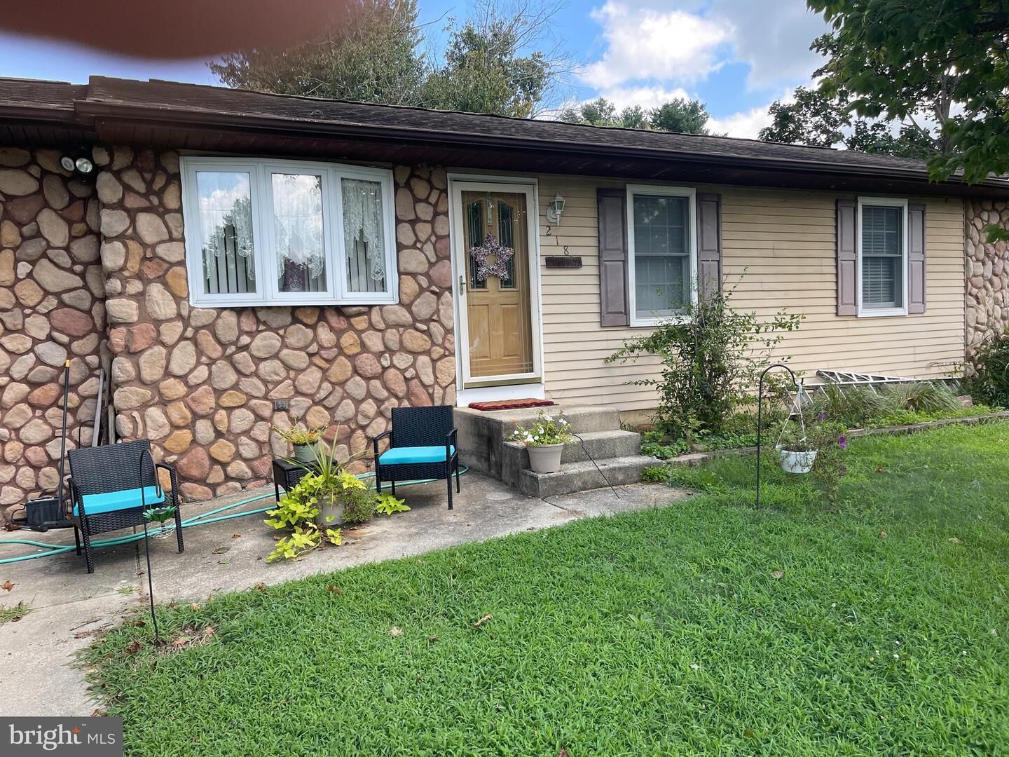 Property Photo:  218 Grant Avenue  NJ 08086 